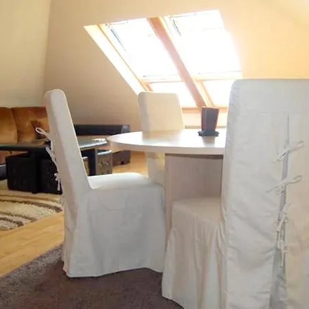 Apartamento Rua Redondo